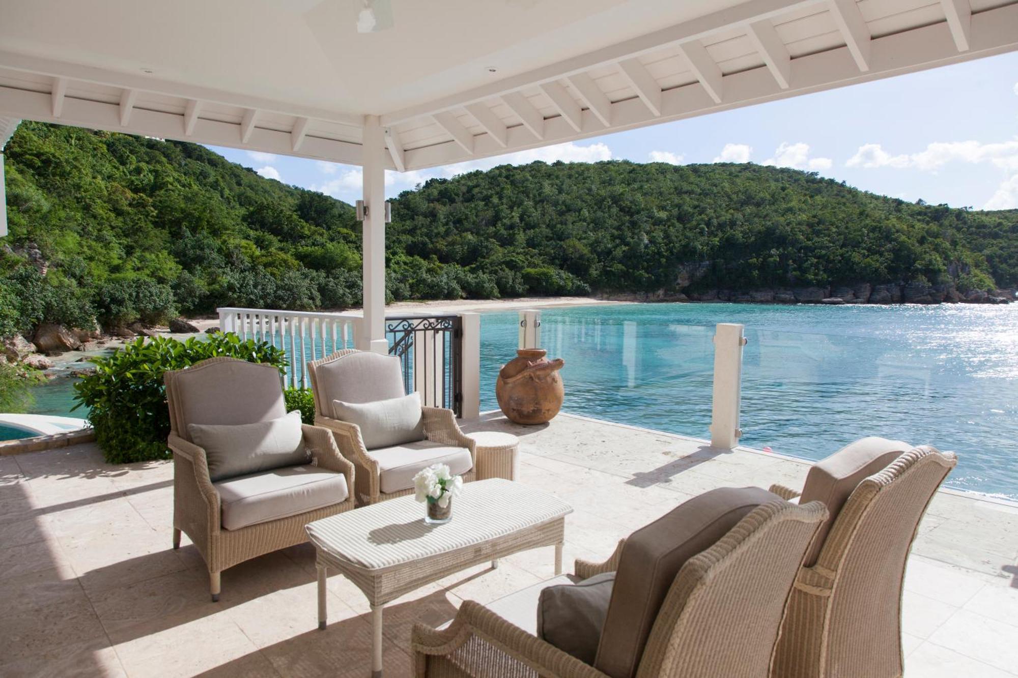 Blue Waters Resort And Spa St. John's Ngoại thất bức ảnh